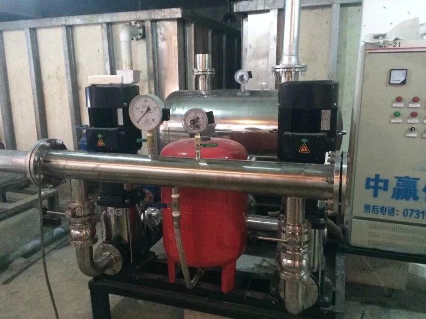 江西雄鷹房地產(chǎn)開發(fā)有限公司采購5.5KW、7.5KW兩用一備無負(fù)壓供水設(shè)備兩套